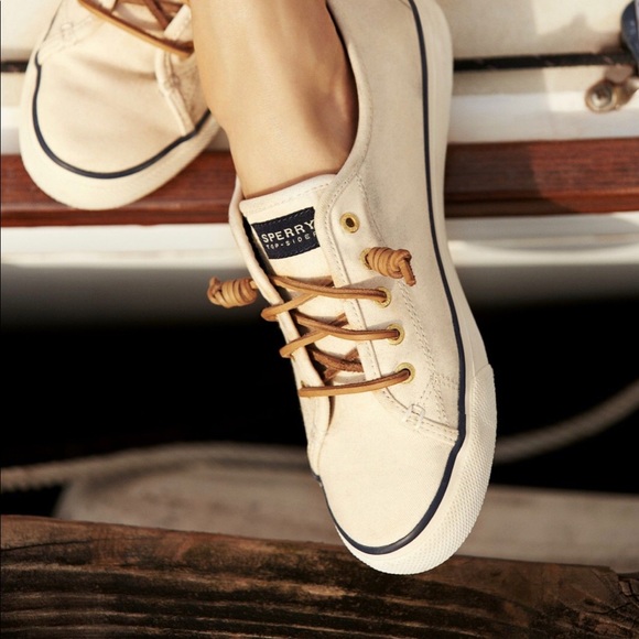 sperry seacoast boat shoe